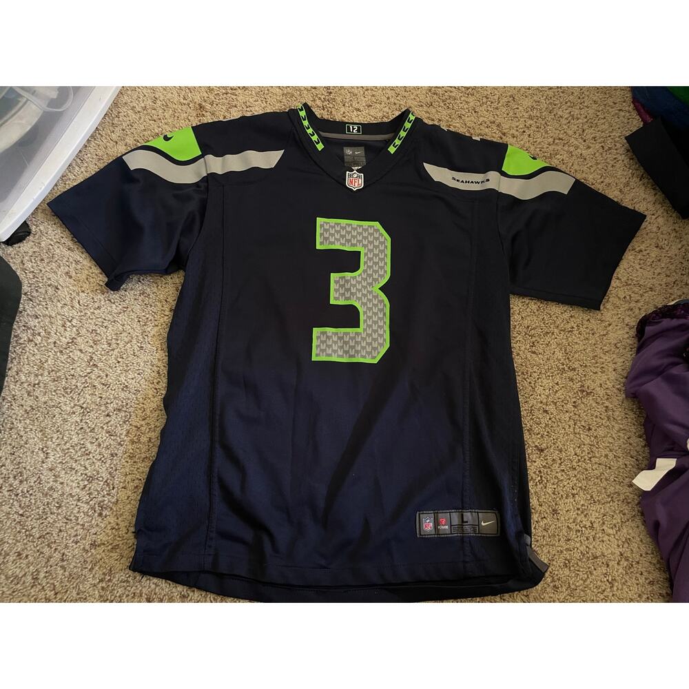 Boys large Seattle Seahawks NFL jersey Wilson 3